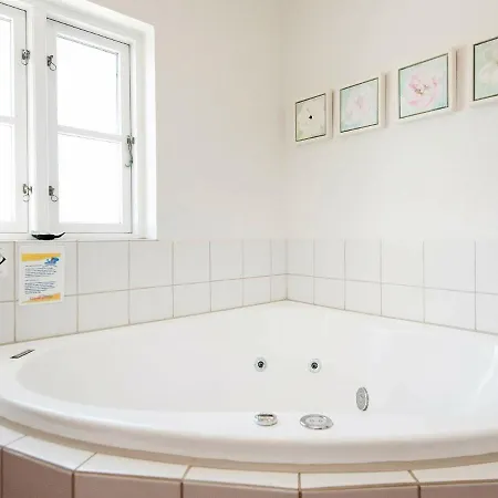 Holiday home 6 Person In Bl Vand *